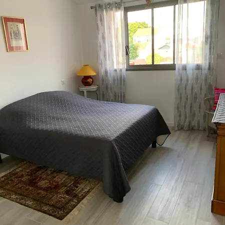 La Rochelle-fétilly Pour Les Pros--femmes Du Festival De La Fiction Tv * La Rochelle (Charente-Maritime)