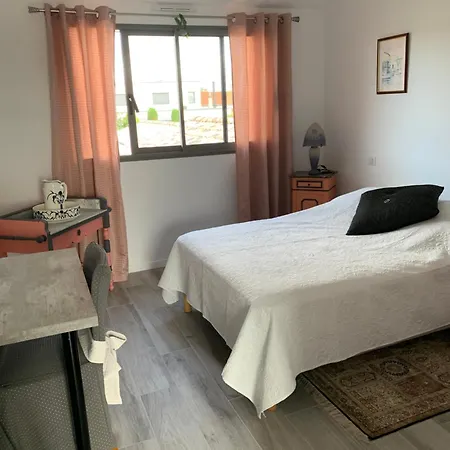 La Rochelle-fetilly Pour Les Pros--femmes Du Festival De La Fiction Tv * La Rochelle